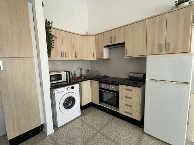 1 slaapkamer Appartement te koop in Amarilla Golf, San Miguel de Abona met zwembad - € 235.000 (Ref: 9467782)