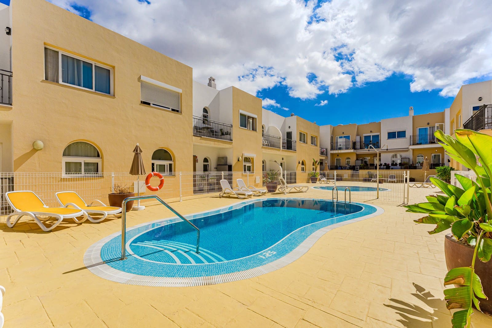 3 bedroom Penthouse for sale in Palm-Mar with pool - € 499,000 (Ref: 9493936)