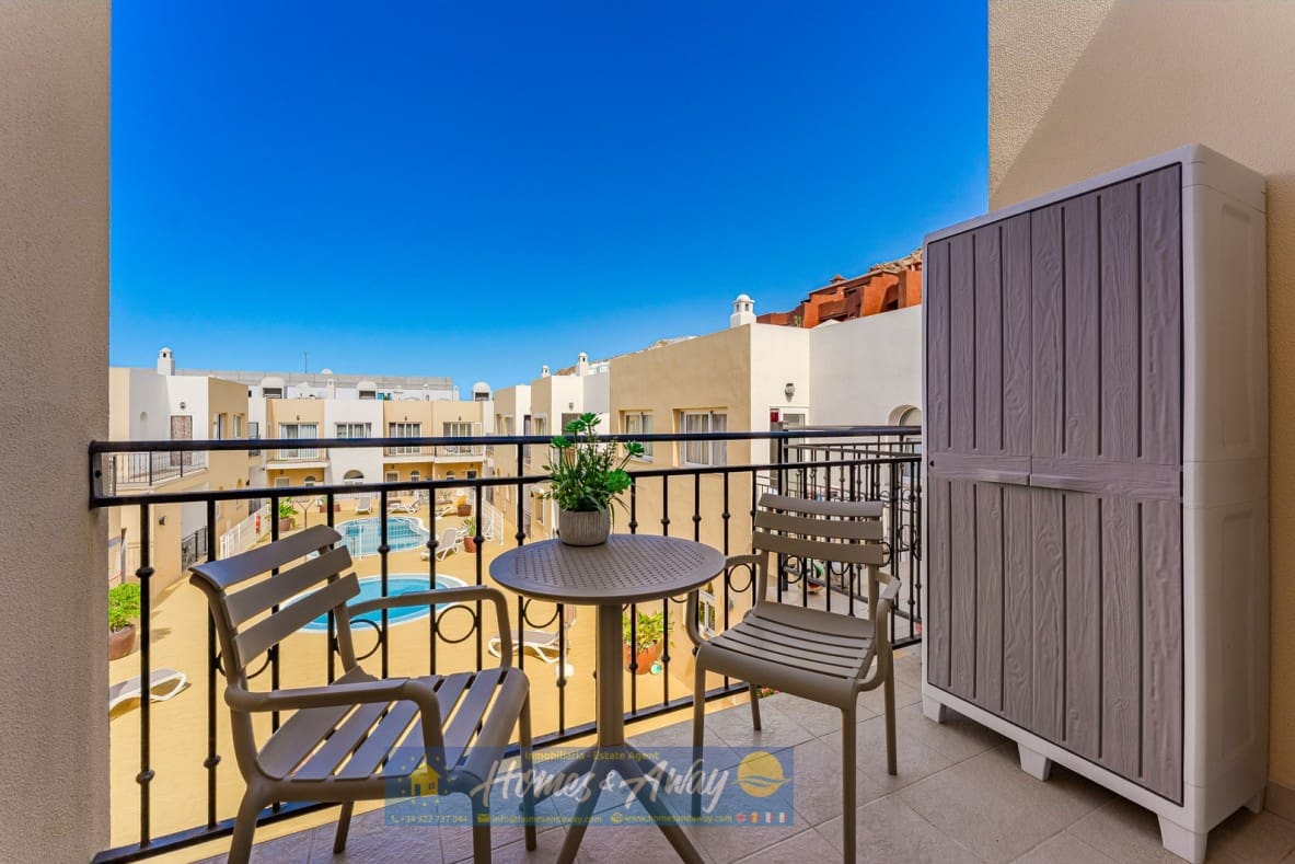 Ático de 3 habitaciones en Palm-Mar en venta con piscina garaje - 499.000 € (Ref: 9493936)