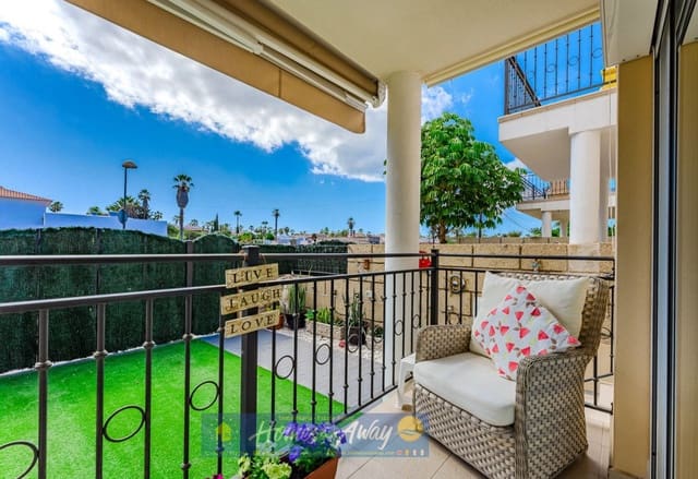 Ático de 3 habitaciones en Palm-Mar, Arona en venta con piscina garaje - 475.000 € (Ref: 9493936)