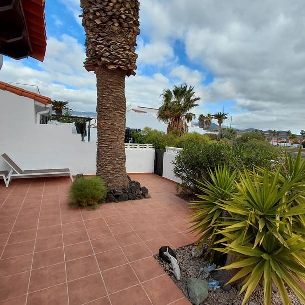 2 soveværelse Villa til salg i Golf del Sur med swimmingpool garage - € 450.000 (Ref: 9539902)