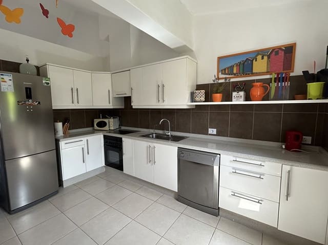 2 slaapkamer Villa te koop in Golf del Sur, San Miguel de Abona met zwembad garage - € 399.995 (Ref: 9539902)