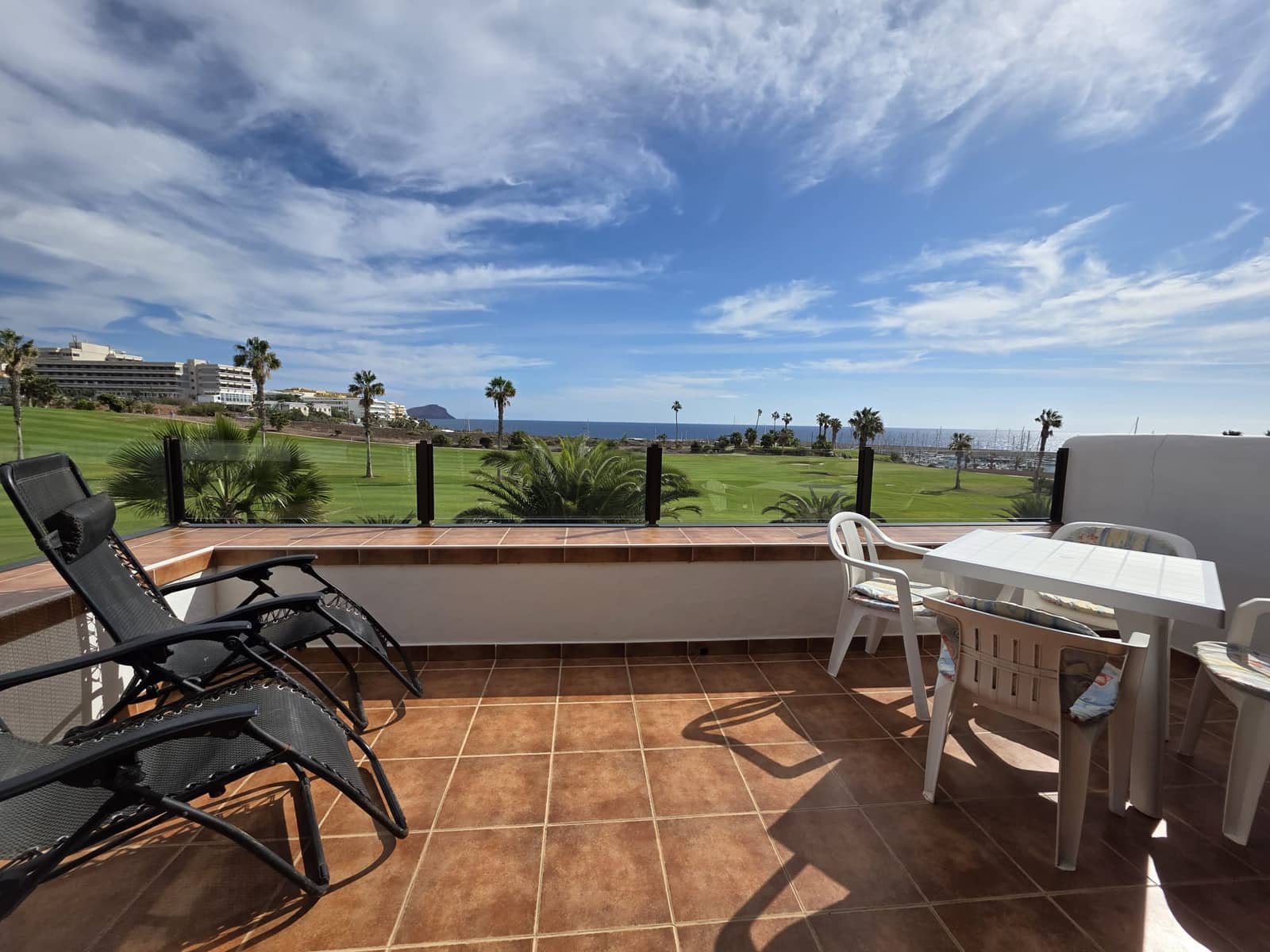 1 makuuhuone Huoneisto myytävänä paikassa Amarilla Golf mukana uima-altaan - 210 000 € (Ref: 9570200)