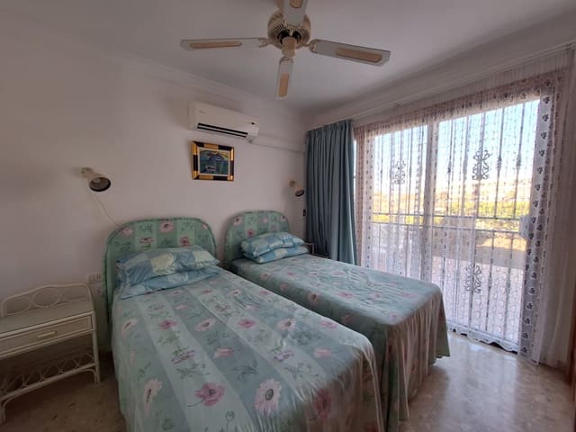 2 soverom Leilighet til salgs i Amarilla Golf, San Miguel de Abona med svømmebasseng - € 299 000 (Ref: 9675976)