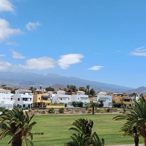 Apartamento de 1 habitación en Amarilla Golf, San Miguel de Abona en venta con piscina - 207.000 € (Ref: 9676308)
