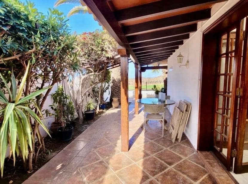 2 soverom Bungalow til salgs i Golf del Sur med svømmebasseng - € 360 000 (Ref: 9730829)