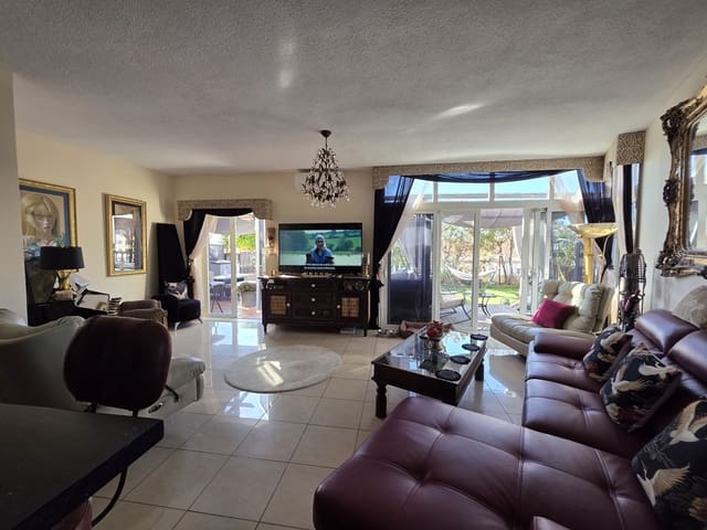 3 chambre Appartement à vendre à Golf del Sur, San Miguel de Abona avec piscine garage - 395 000 € (Ref: 9779158)