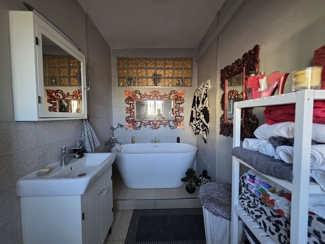 3 chambre Appartement à vendre à Golf del Sur, San Miguel de Abona avec piscine garage - 395 000 € (Ref: 9779158)