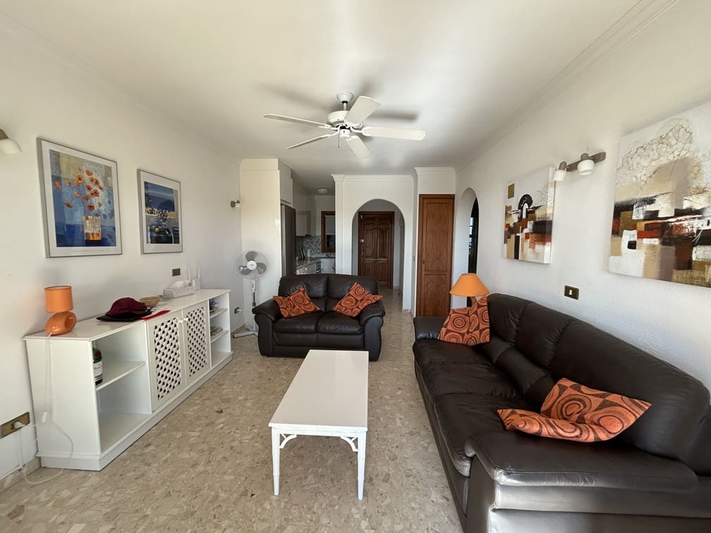 Apartamento de 2 habitaciones en Amarilla Golf en venta con piscina - 269.000 € (Ref: 9815033)