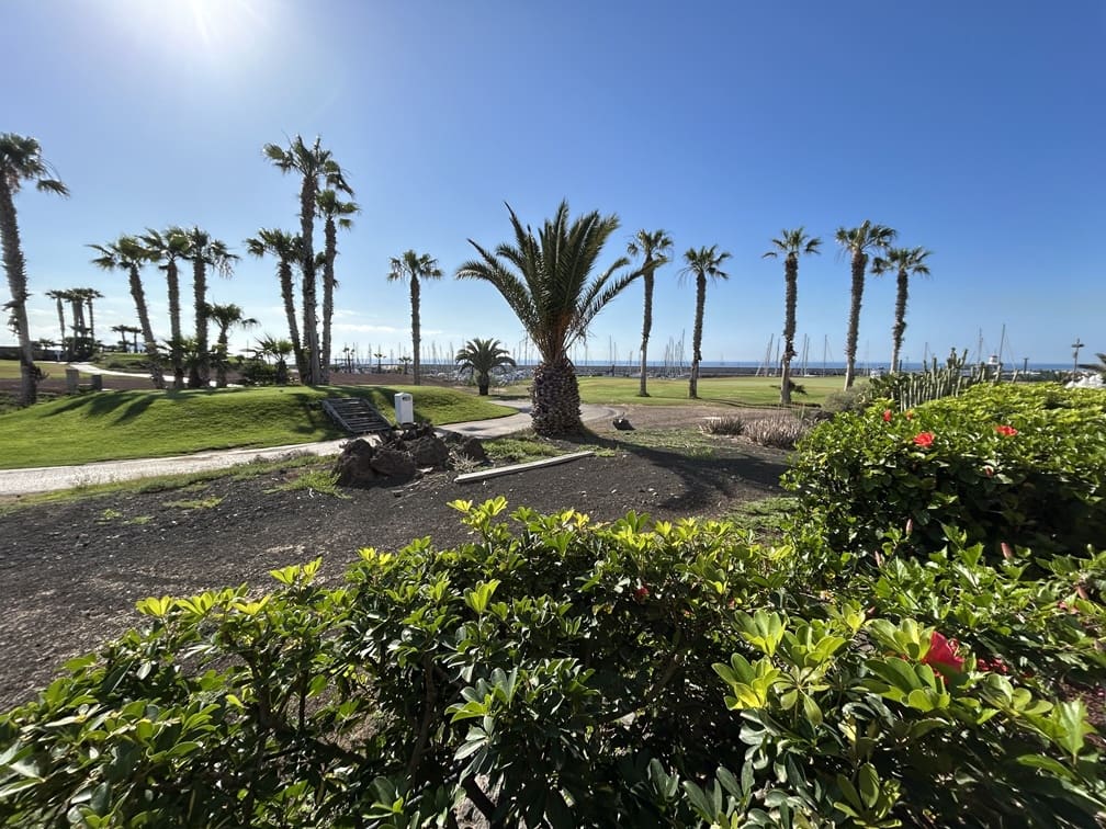 Apartamento de 2 habitaciones en Amarilla Golf en venta con piscina - 269.000 € (Ref: 9815033)