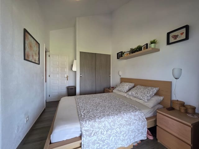 1 soverom Leilighet til salgs i Amarilla Golf, San Miguel de Abona med svømmebasseng - € 240 000 (Ref: 9987335)