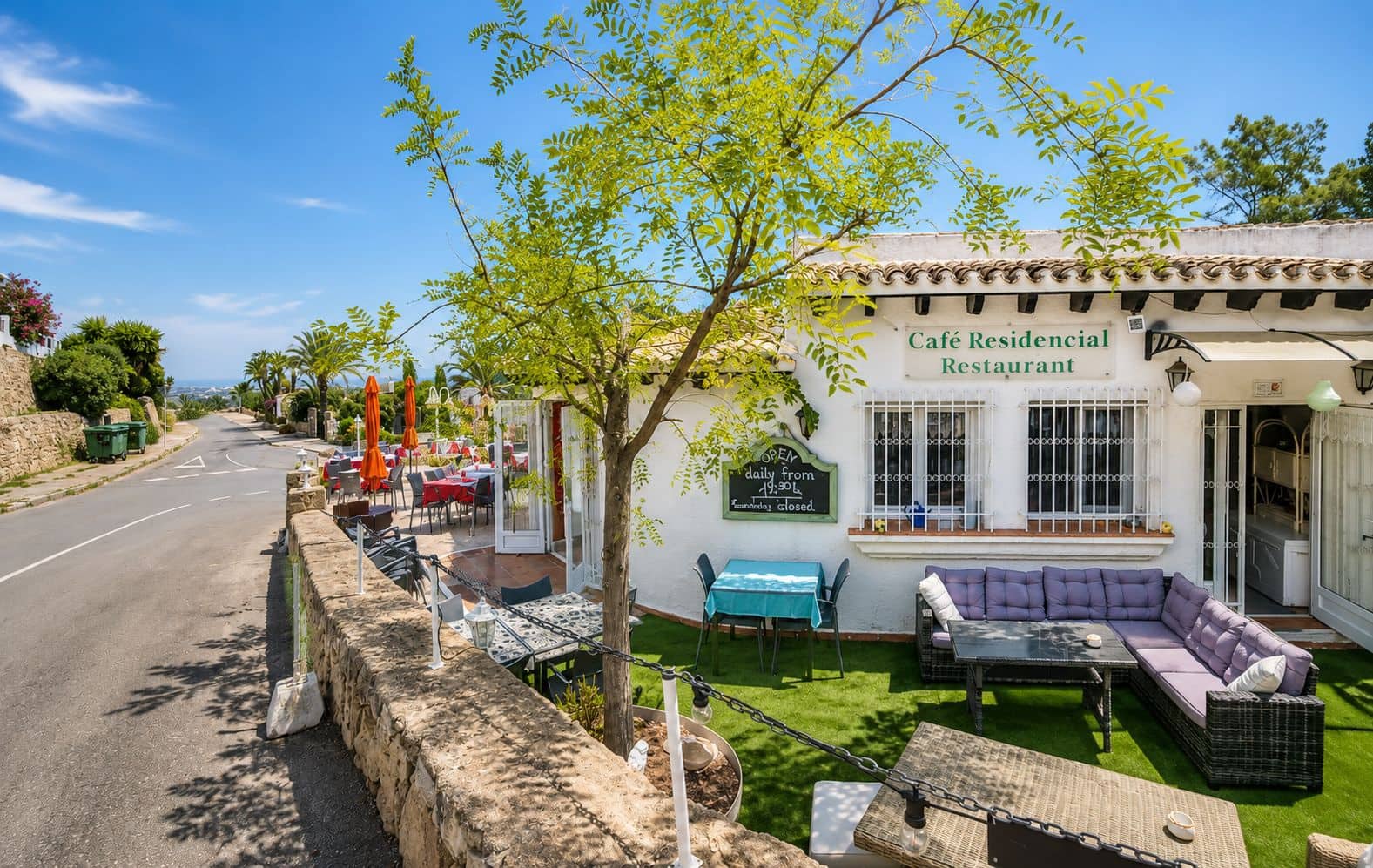 Commercial for sale in Monte Pego with garage - € 350,000 (Ref: 10023281)