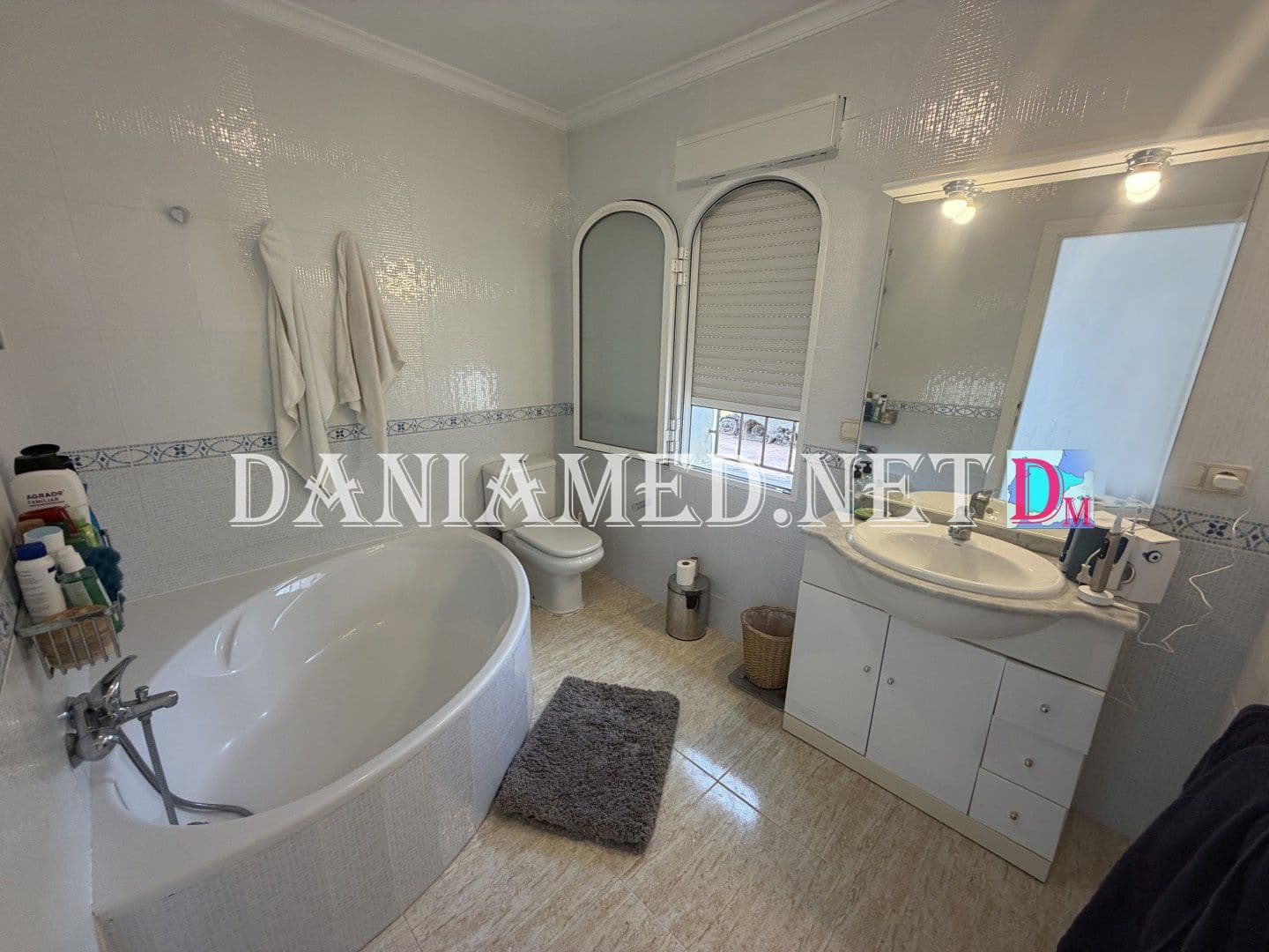 3 slaapkamer Villa te koop in Els Poblets met garage - € 680.000 (Ref: 10023283)