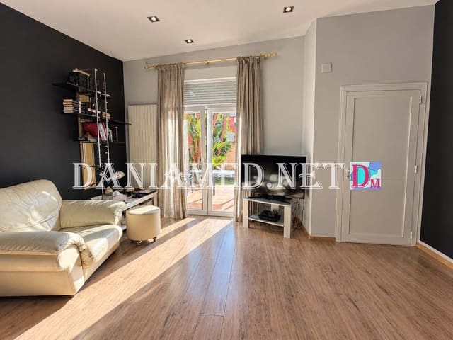 3 sypialnia Dom szeregowy na sprzedaż w Ondara z garażem - 370 000 € (Ref: 10101170)