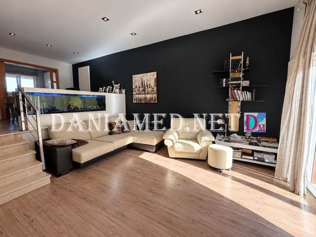 3 sypialnia Dom szeregowy na sprzedaż w Ondara z garażem - 370 000 € (Ref: 10101170)