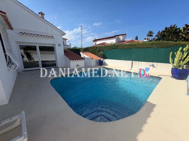 4 slaapkamer Villa te koop in Els Poblets met zwembad garage - € 450.000 (Ref: 10130443)