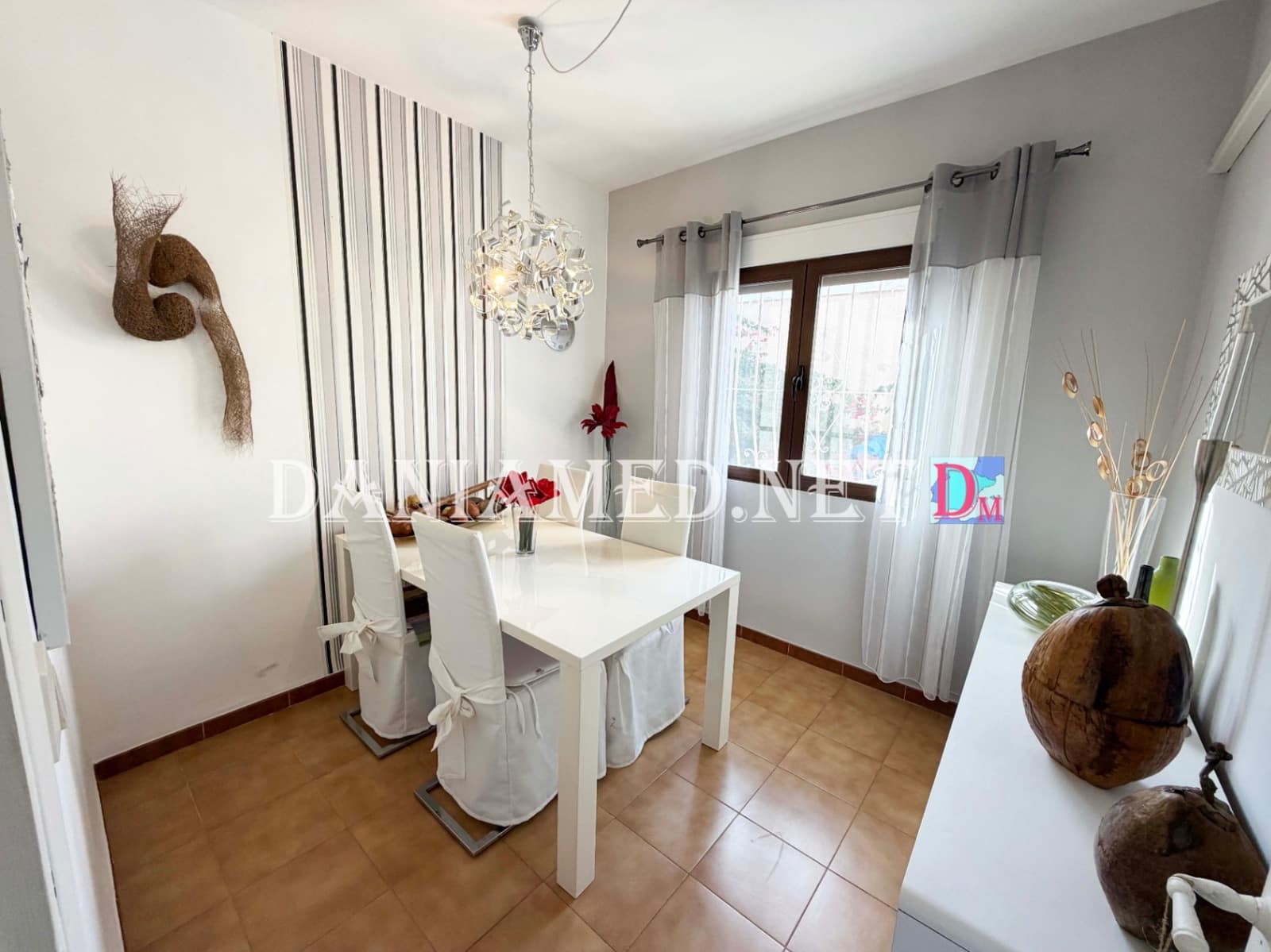 Chalet de 3 habitaciones en Els Poblets en venta con piscina garaje - 380.000 € (Ref: 10161846)
