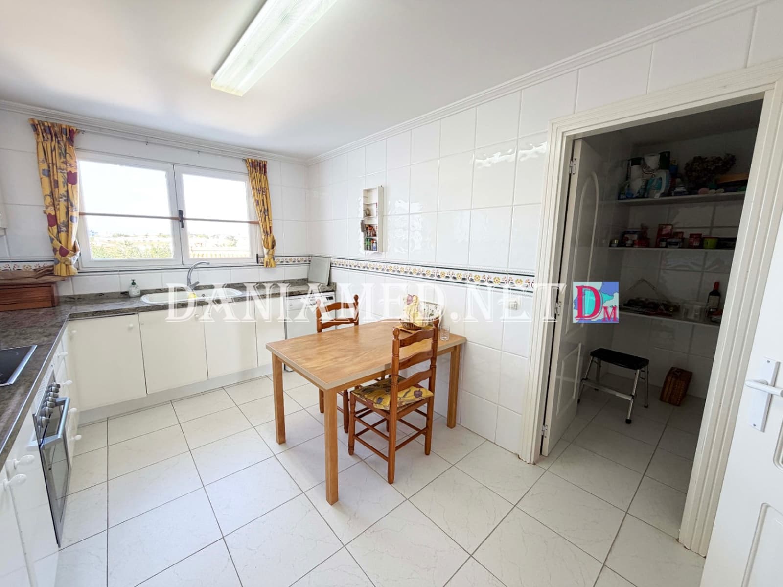 4 bedroom Apartment for sale in Denia with pool garage - € 650,000 (Ref: 10161847)