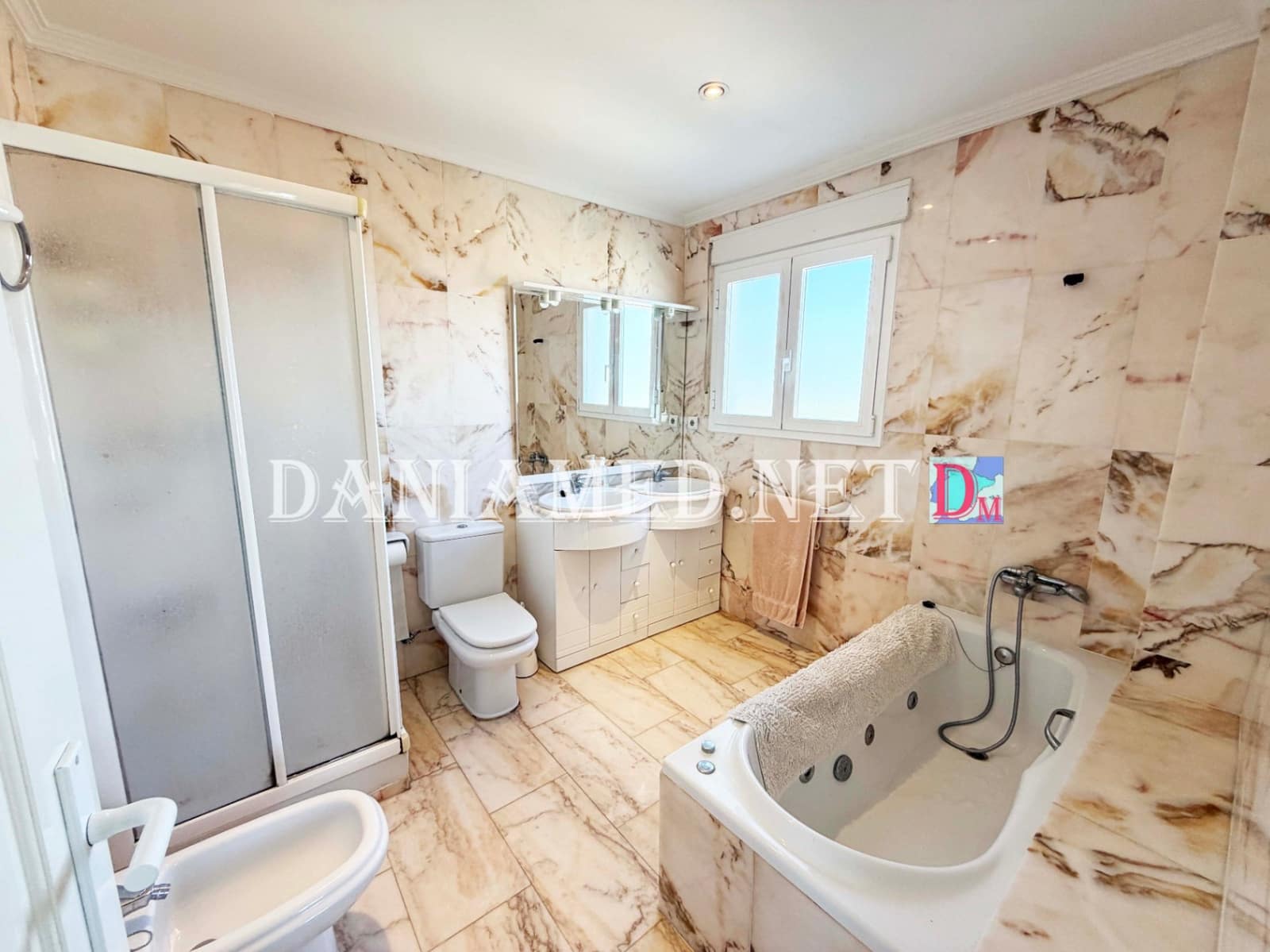 4 bedroom Apartment for sale in Denia with pool garage - € 650,000 (Ref: 10161847)