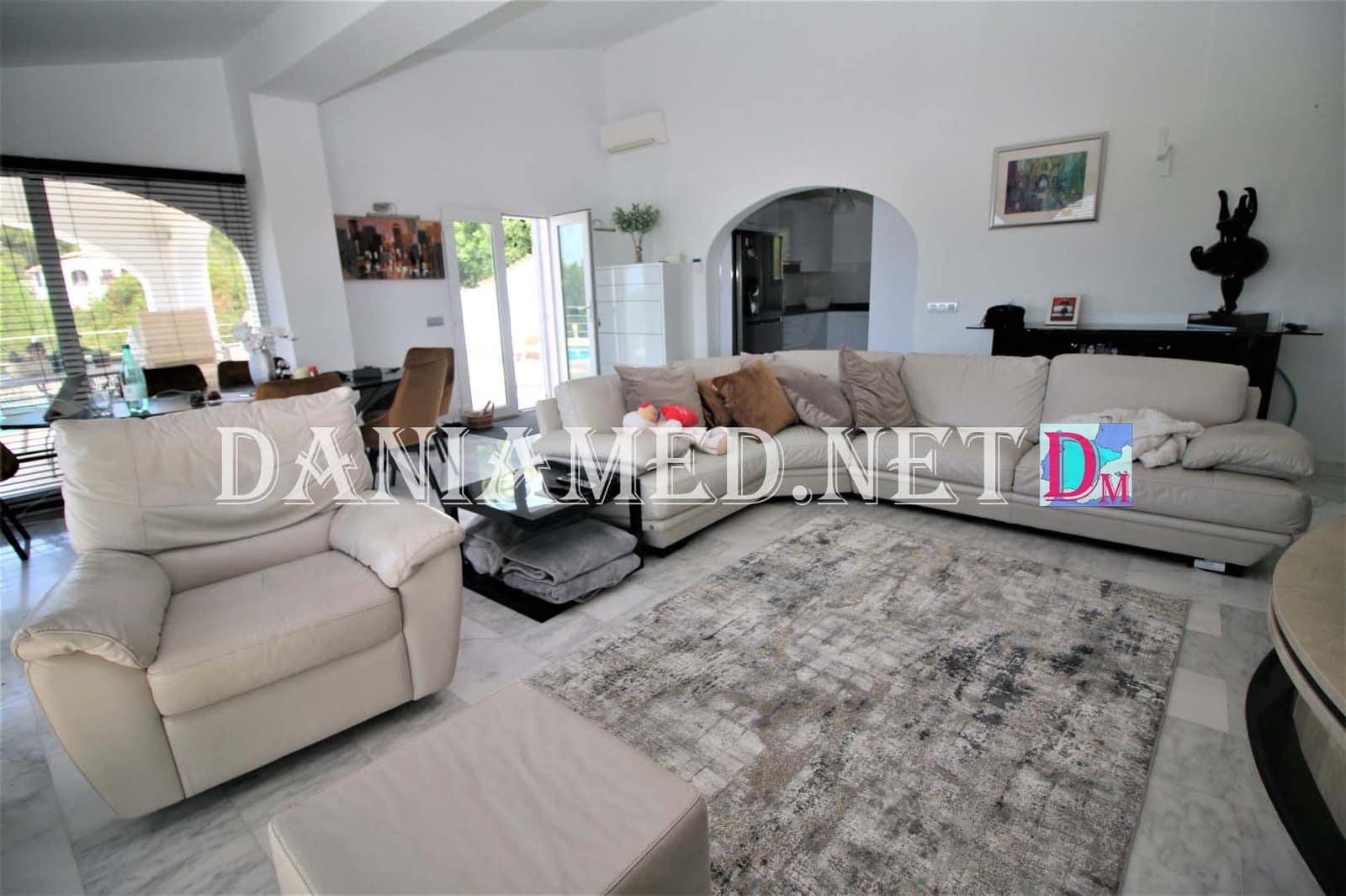 3 soveværelse Villa til salg i Monte Pego med swimmingpool garage - € 895.000 (Ref: 7618611)