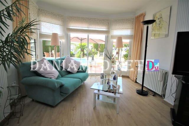 4 Zimmer Villa zu verkaufen in Els Poblets mit Pool Garage - 595.000 € (Ref: 7674386)