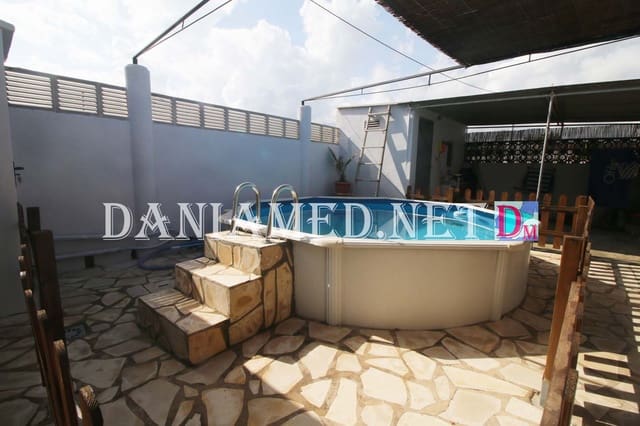 3 soveværelse Villa til salg i Dénia med swimmingpool garage - € 265.000 (Ref: 7776925)