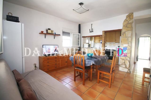 3 soveværelse Villa til salg i Dénia med swimmingpool garage - € 265.000 (Ref: 7776925)