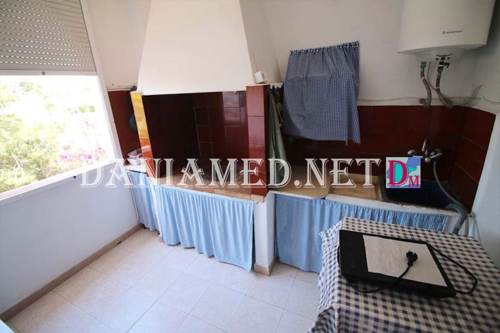 5 sovrum Villa till salu i Denia med garage - 649 000 € (Ref: 8277628)