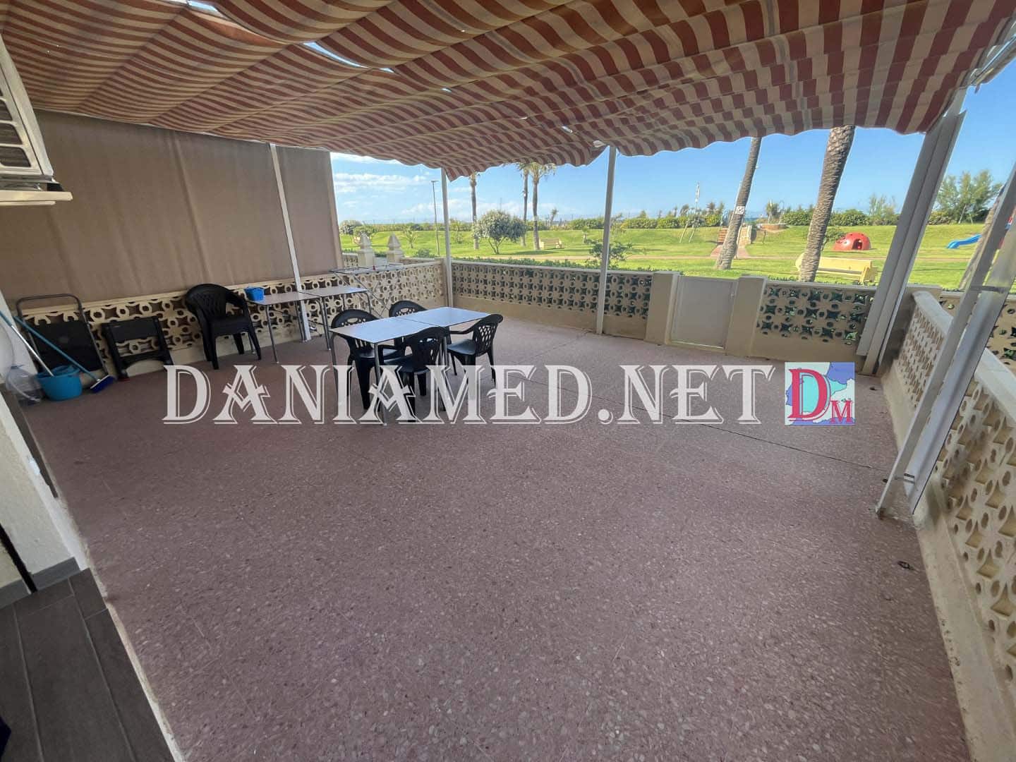 3 bedroom Apartment for sale in Denia with pool garage - € 280,000 (Ref: 8411893)