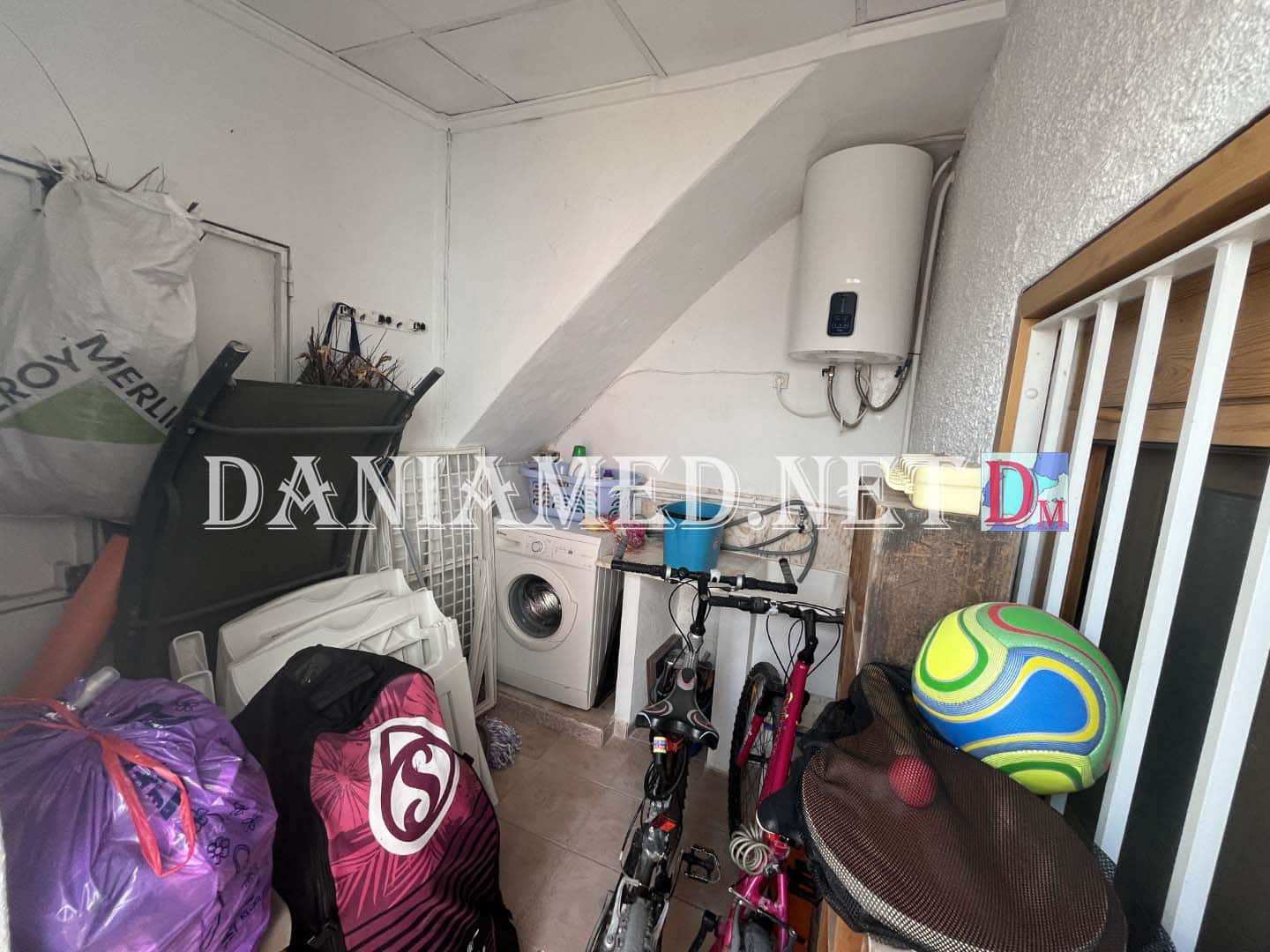 4 slaapkamer Villa te koop in Oliva met garage - € 395.000 (Ref: 8475305)