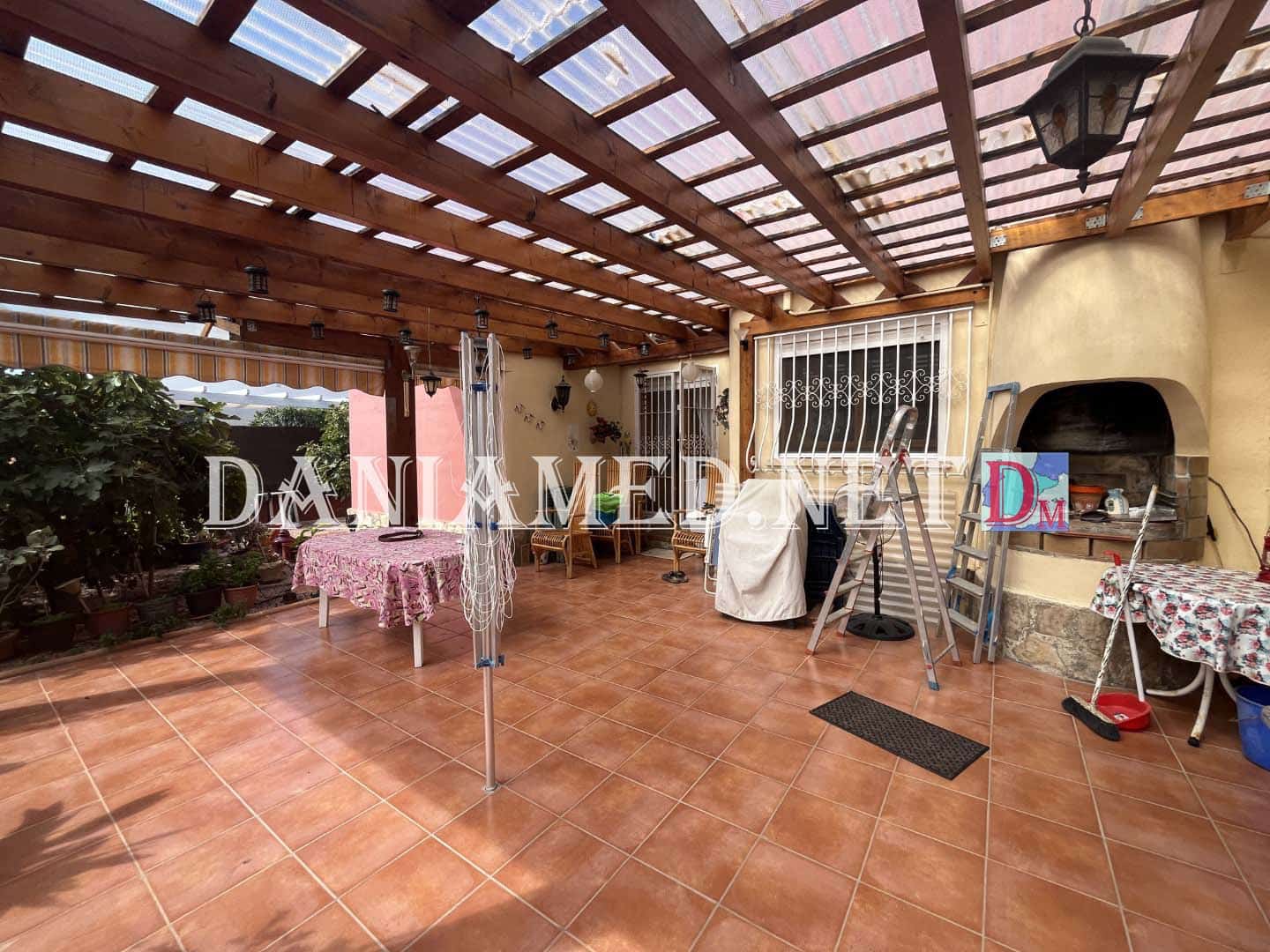 3 bedroom Villa for sale in Els Poblets with garage - € 325,000 (Ref: 8550303)