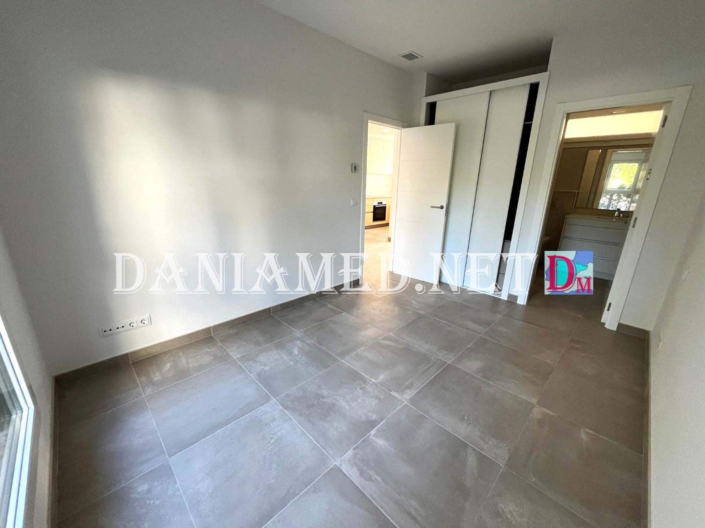 3 soveværelse Lejlighed til salg i Oliva med swimmingpool garage - € 310.000 (Ref: 8611615)