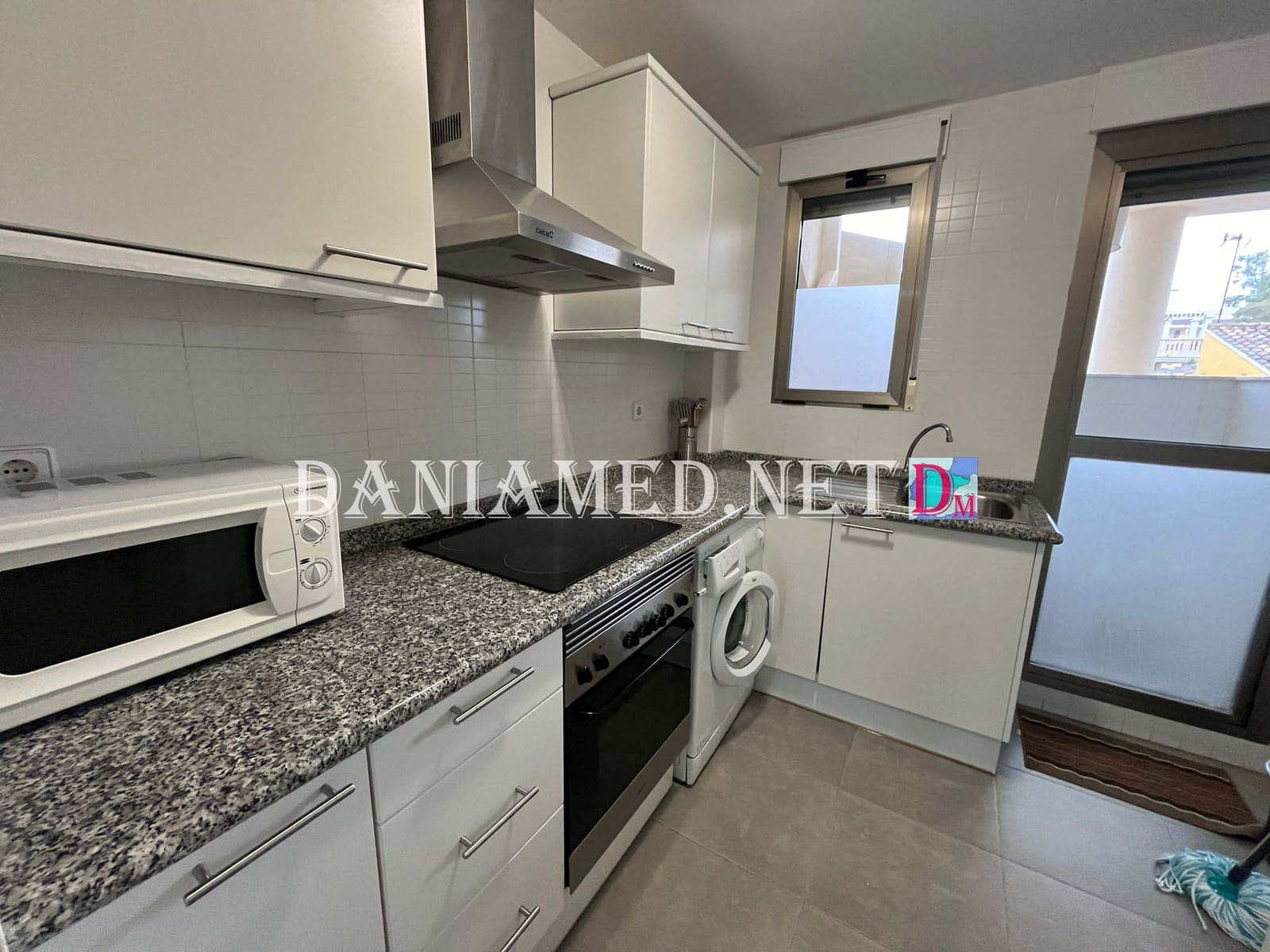 2 sovrum Lägenhet till salu i Denia med pool garage - 255 000 € (Ref: 8732161)