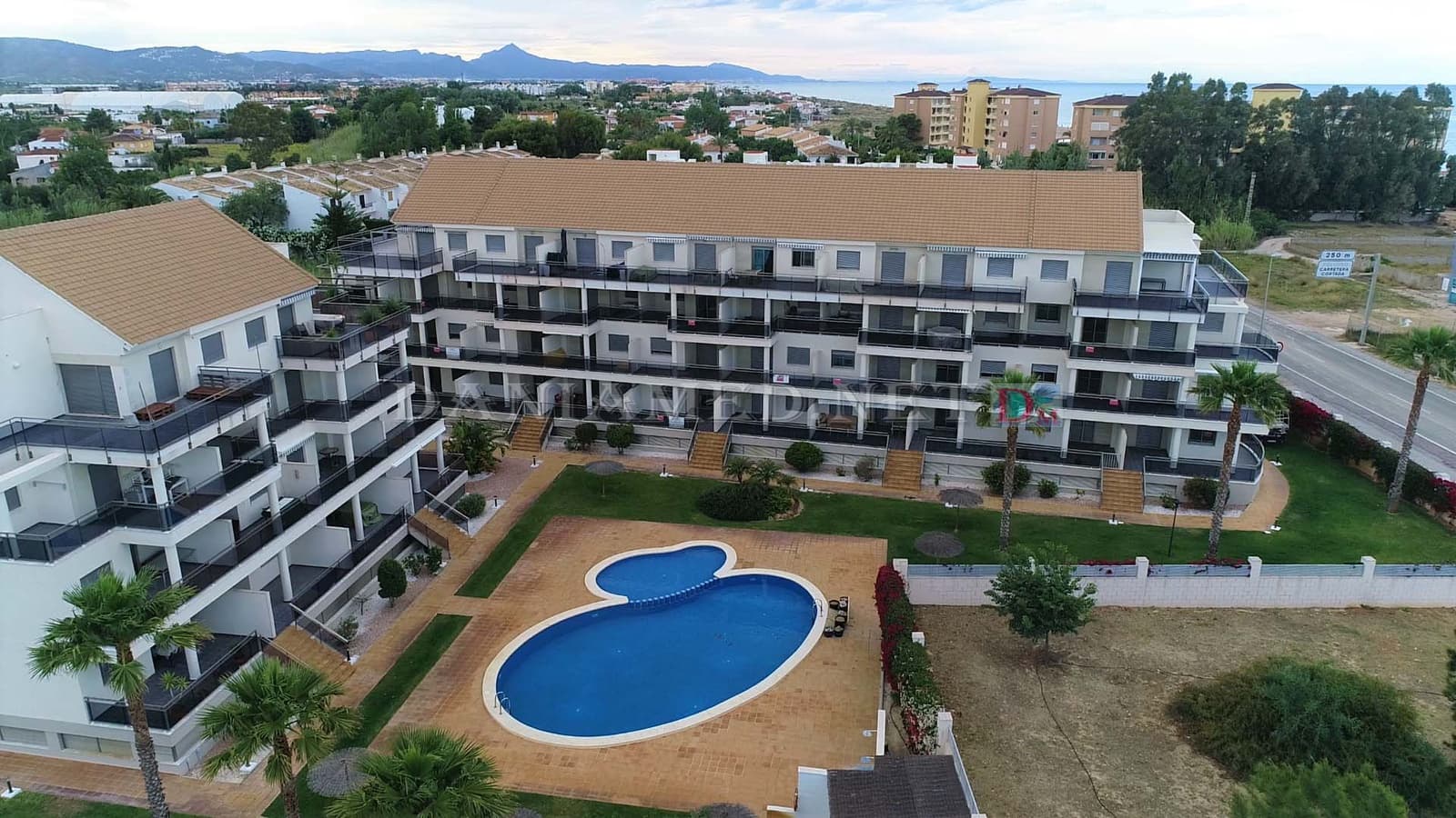 2 sovrum Lägenhet till salu i Denia med pool garage - 255 000 € (Ref: 8732161)