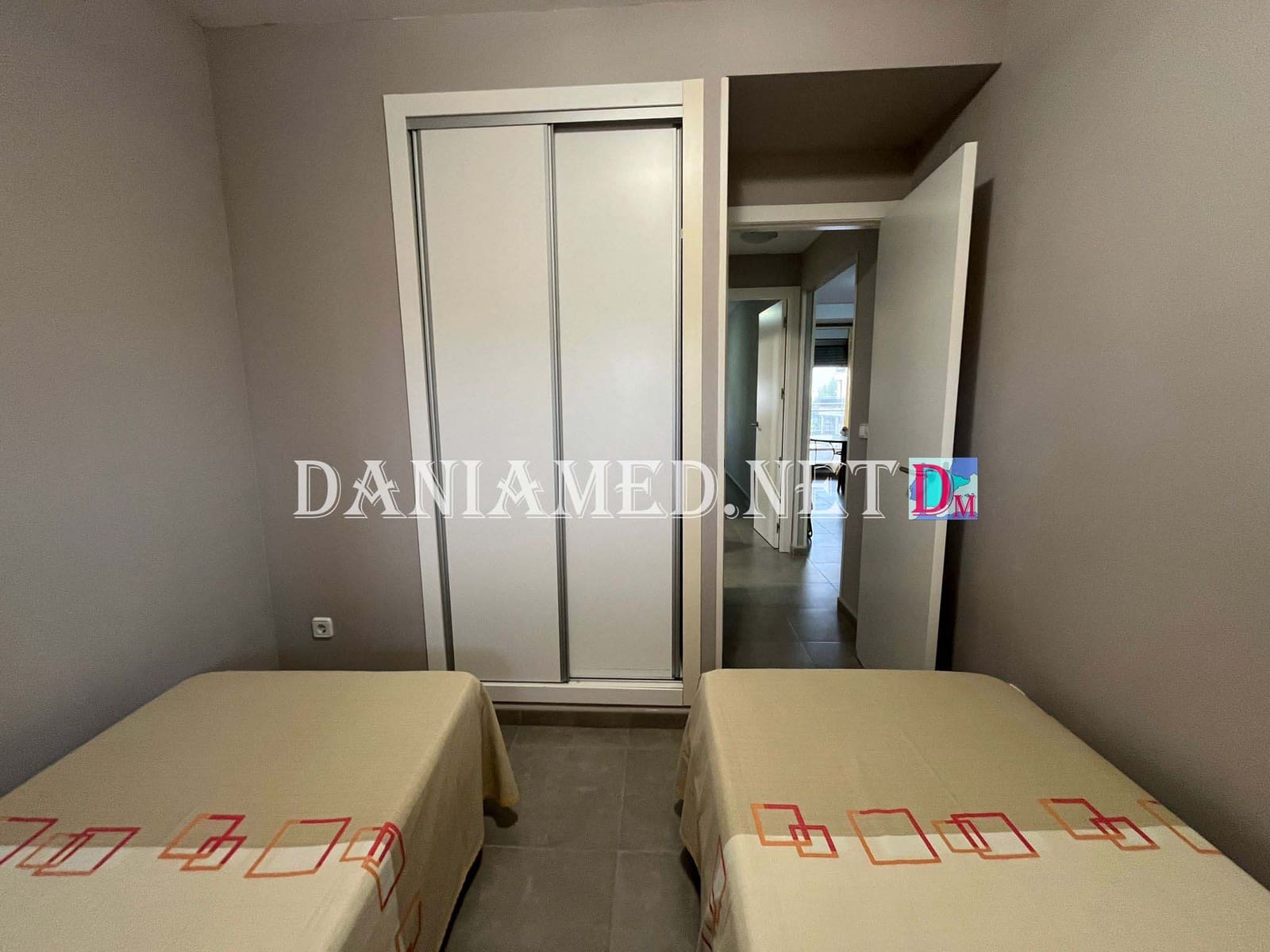 2 sovrum Lägenhet till salu i Denia med pool garage - 255 000 € (Ref: 8732161)