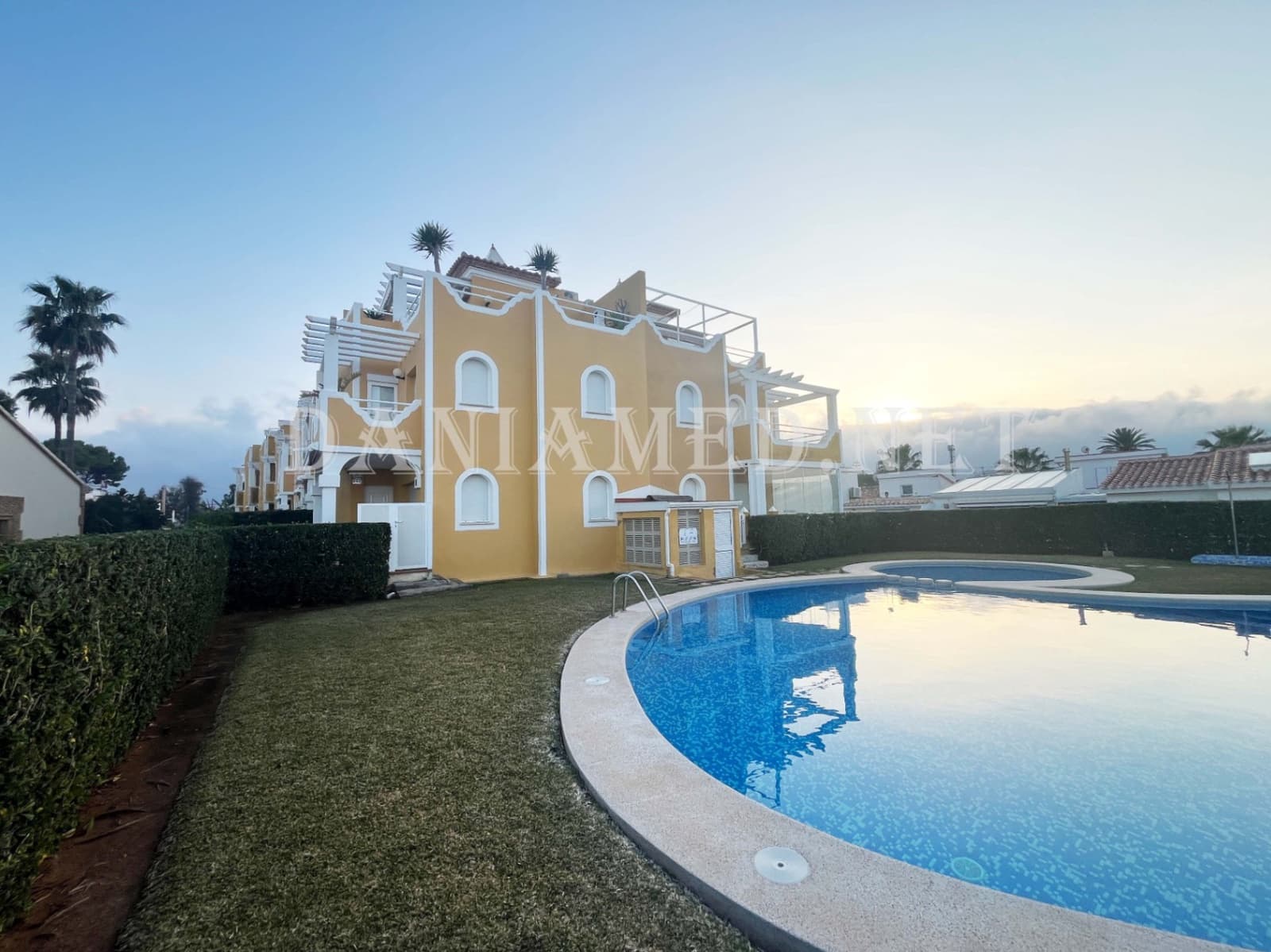 3 soveværelse Rækkehus til salg i Els Poblets med swimmingpool garage - € 219.000 (Ref: 8855948)