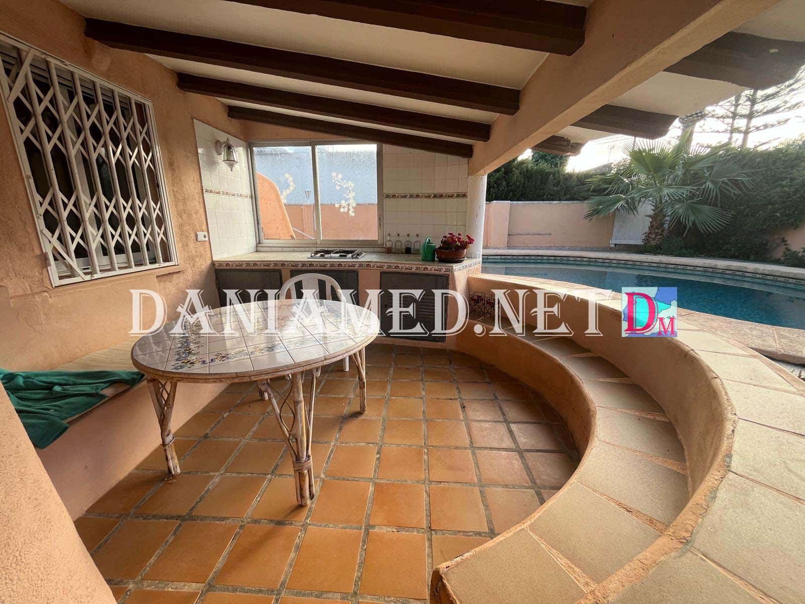 4 soverom Villa til salgs i Denia med svømmebasseng garasje - € 460 000 (Ref: 8855952)