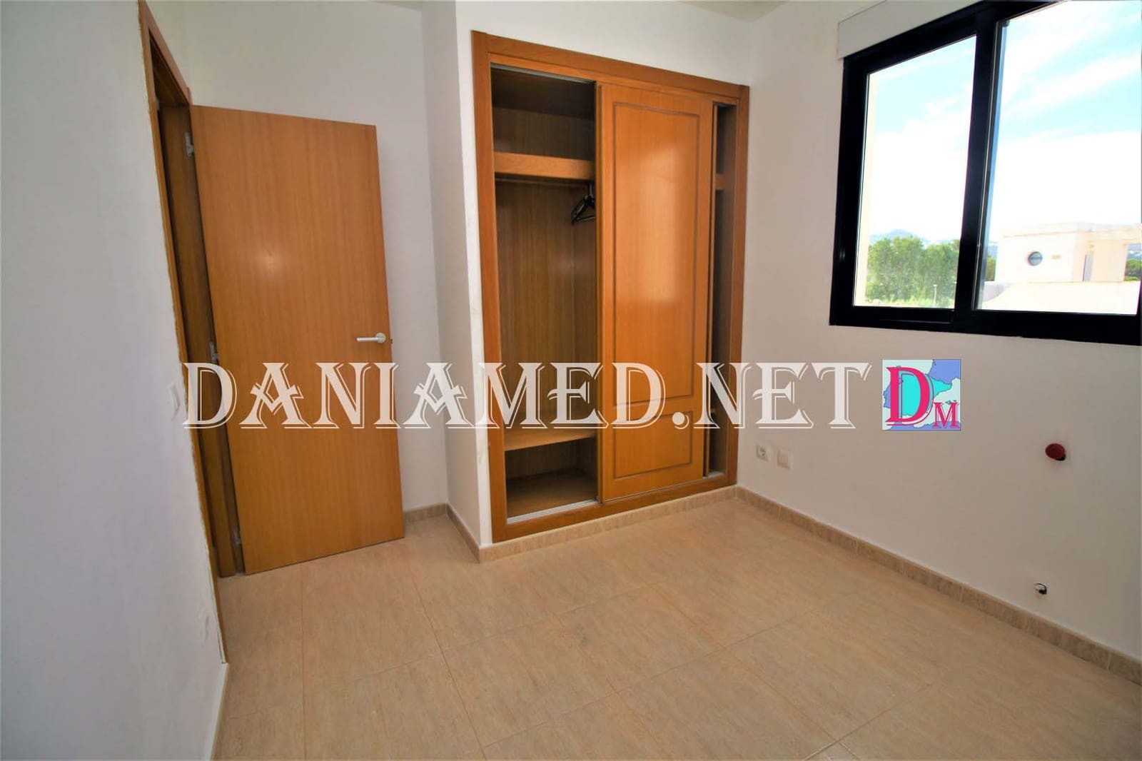 2 bedroom Apartment for sale in Denia with pool garage - € 265,000 (Ref: 8904924)