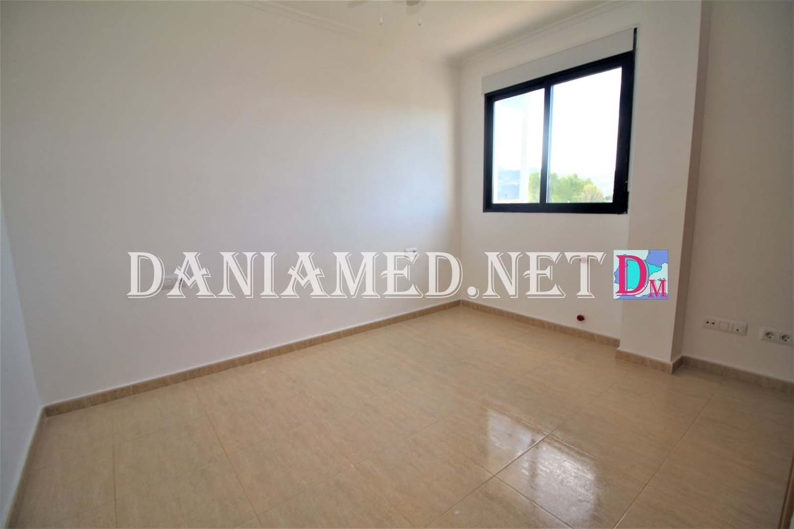 2 bedroom Apartment for sale in Denia with pool garage - € 265,000 (Ref: 8904924)