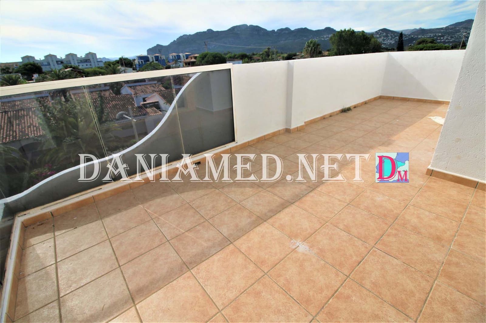 2 bedroom Apartment for sale in Denia with pool garage - € 265,000 (Ref: 8904924)