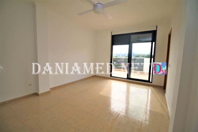 Apartamento de 2 habitaciones en Dénia en venta con piscina garaje - 265.000 € (Ref: 8904924)