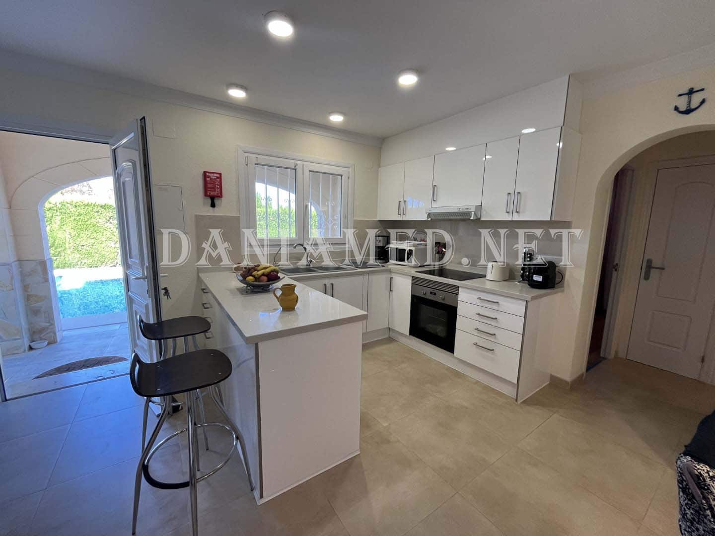 2 soveværelse Villa til salg i Oliva Nova med swimmingpool - € 339.000 (Ref: 9024879)