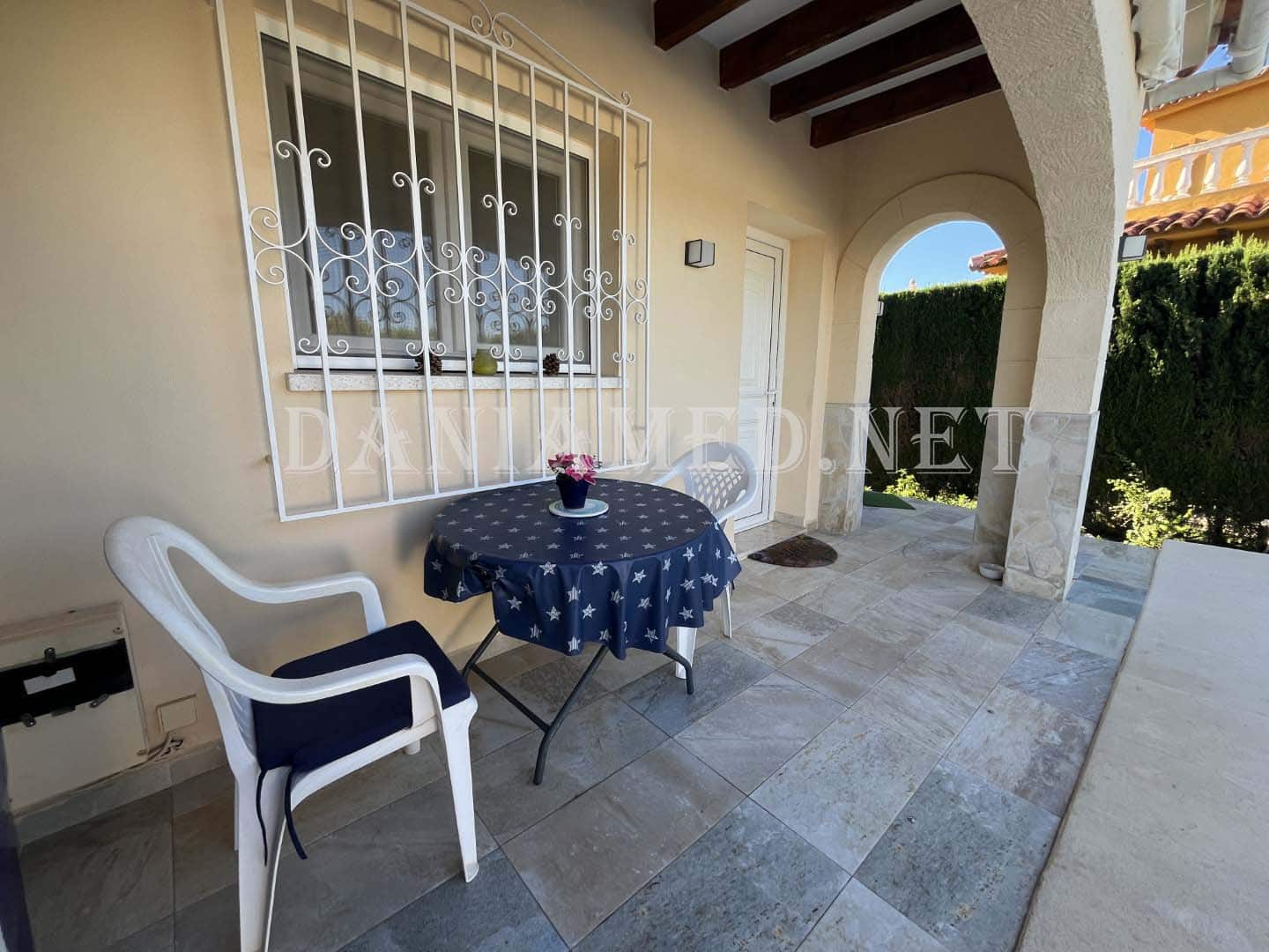 2 soveværelse Villa til salg i Oliva Nova med swimmingpool - € 339.000 (Ref: 9024879)