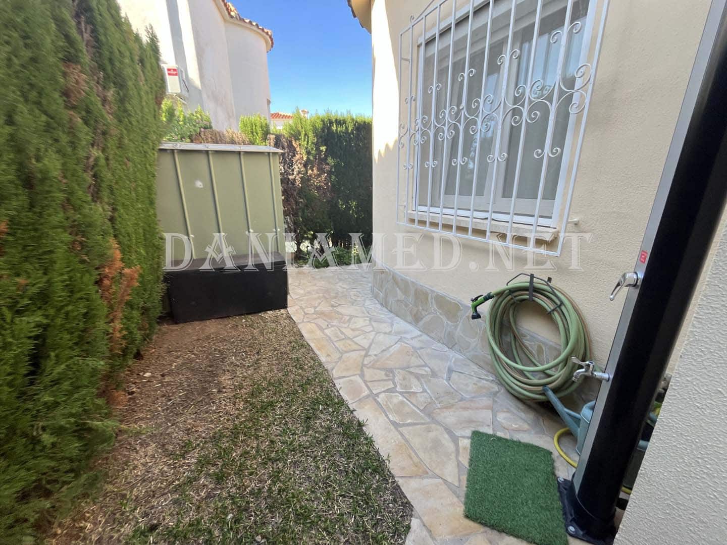 2 soveværelse Villa til salg i Oliva Nova med swimmingpool - € 339.000 (Ref: 9024879)