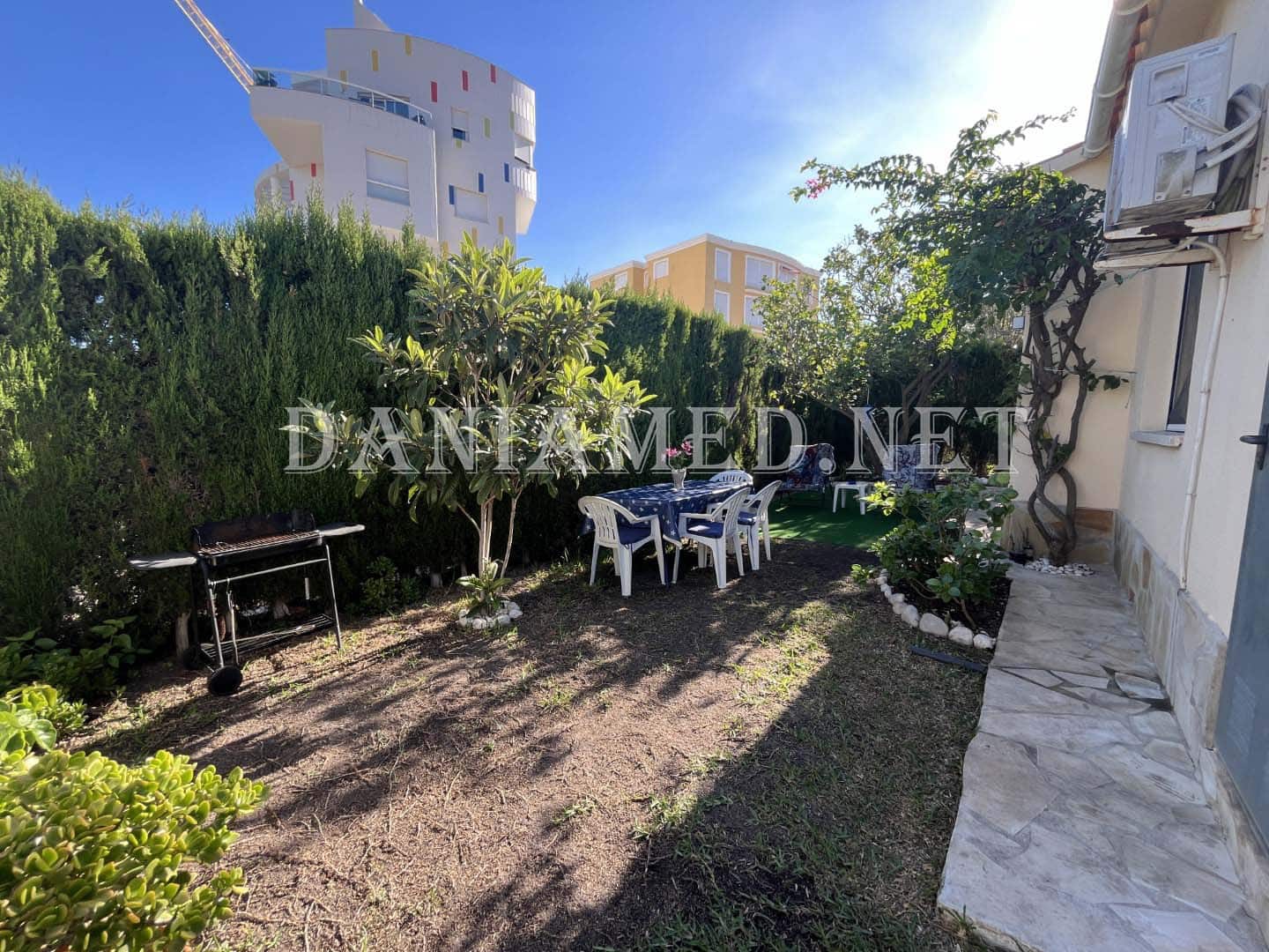 2 soveværelse Villa til salg i Oliva Nova med swimmingpool - € 339.000 (Ref: 9024879)