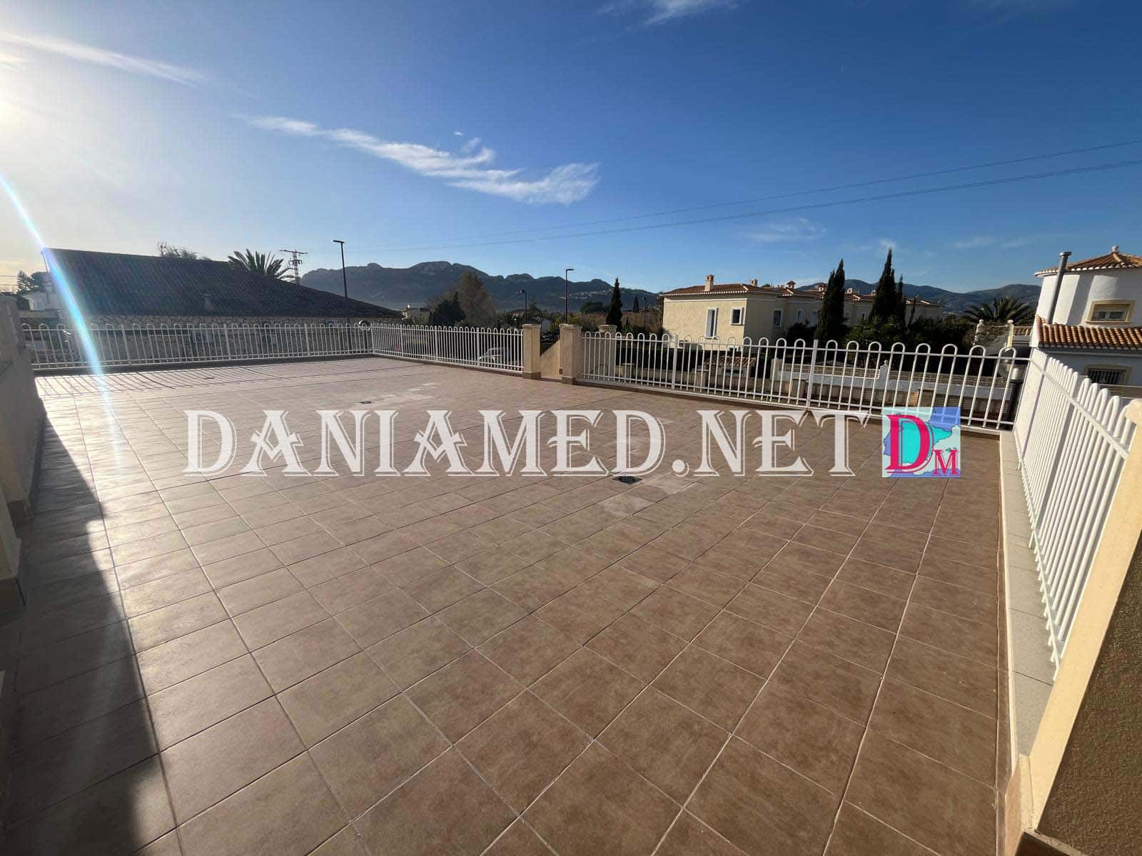 2 Zimmer Apartment zu verkaufen in Denia mit Pool Garage - 239.000 € (Ref: 9024883)