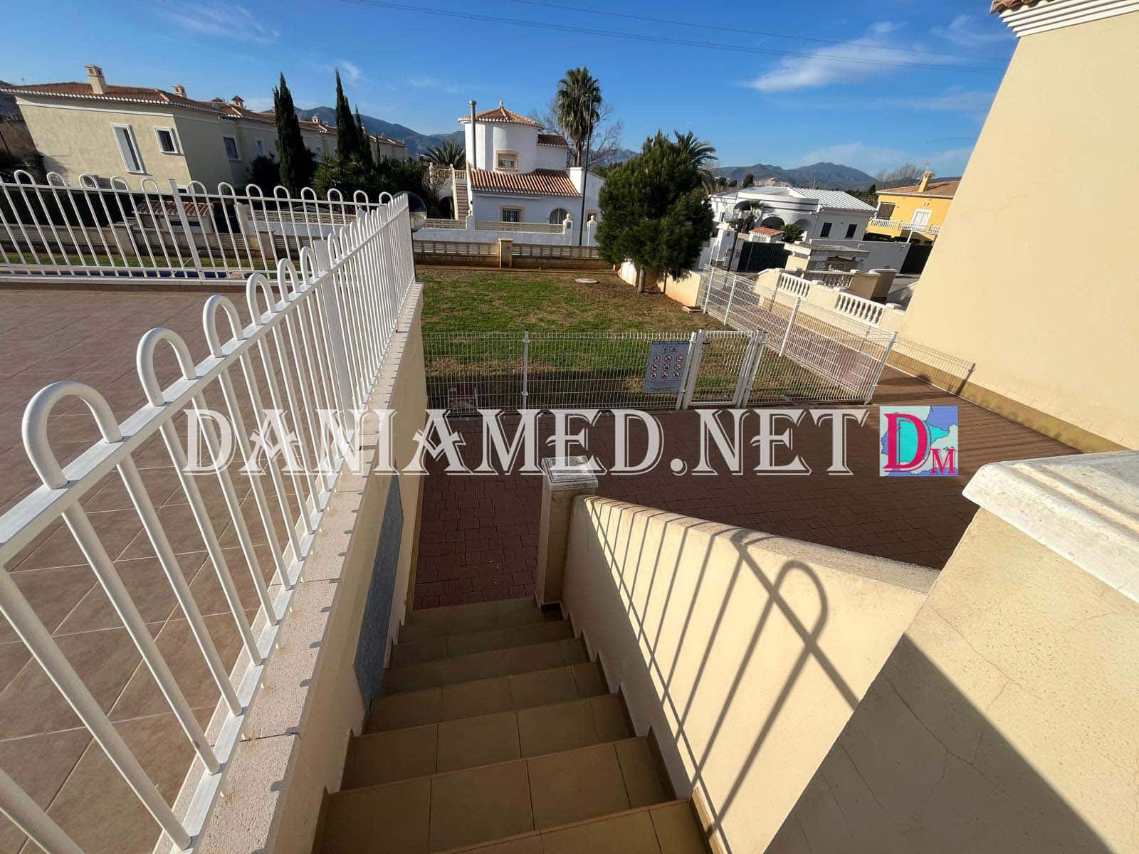 2 Zimmer Apartment zu verkaufen in Denia mit Pool Garage - 239.000 € (Ref: 9024883)