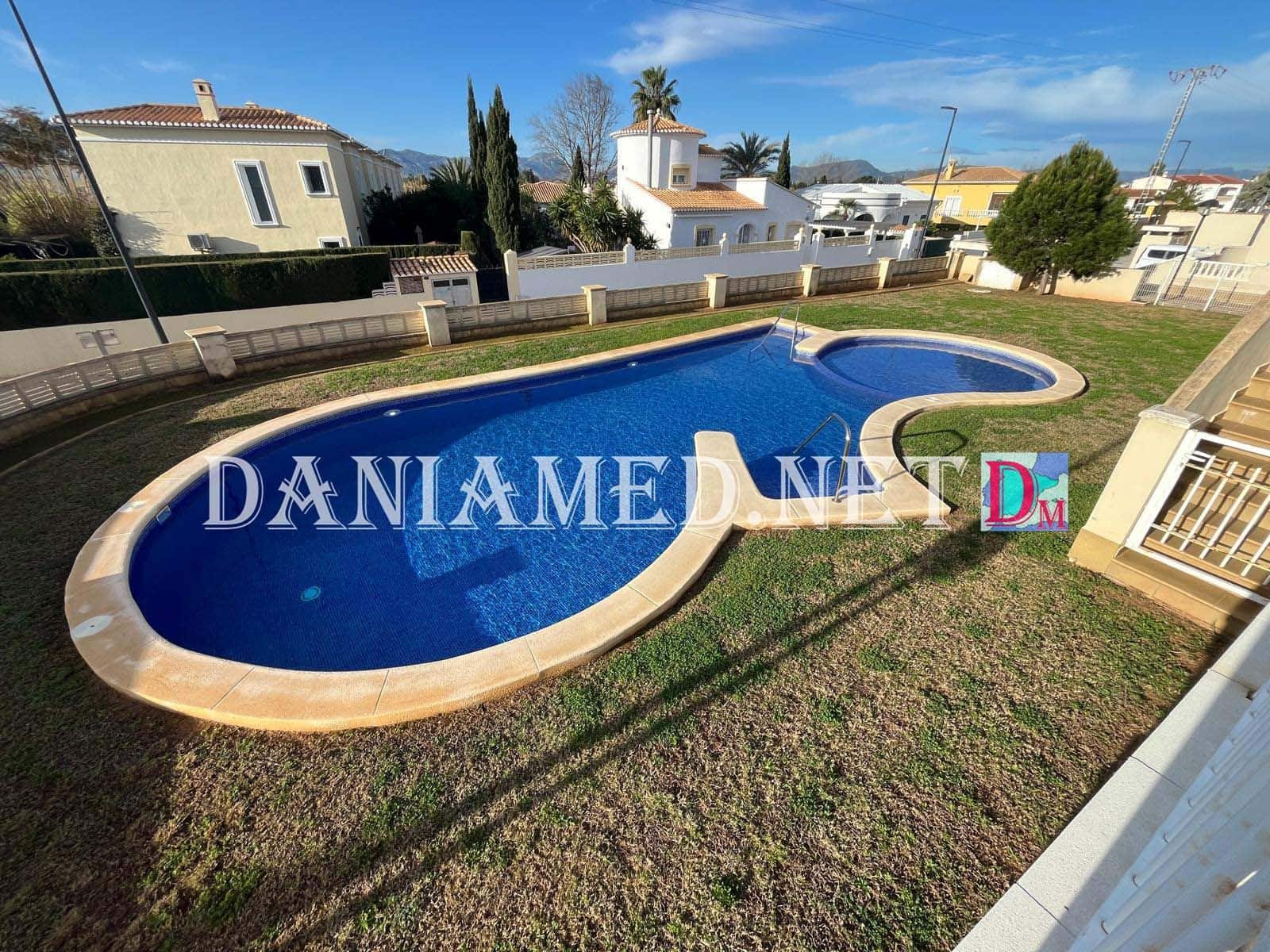 2 Zimmer Apartment zu verkaufen in Denia mit Pool Garage - 239.000 € (Ref: 9024883)