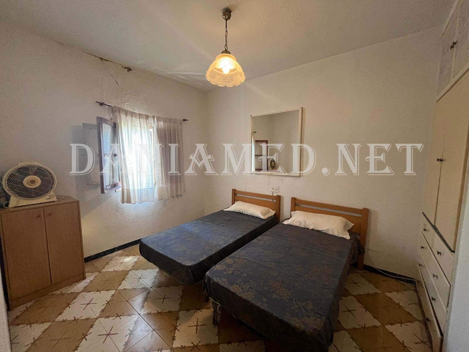 Chalet de 8 habitaciones en Dénia en venta con garaje - 590.000 € (Ref: 9131845)