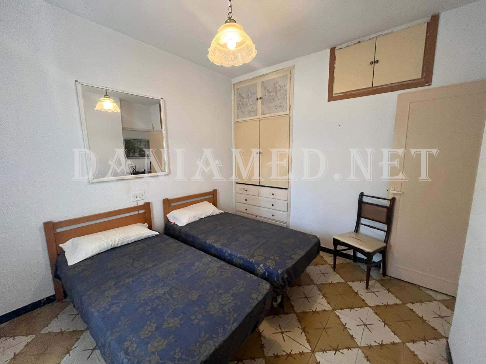 Chalet de 8 habitaciones en Dénia en venta con garaje - 590.000 € (Ref: 9131845)